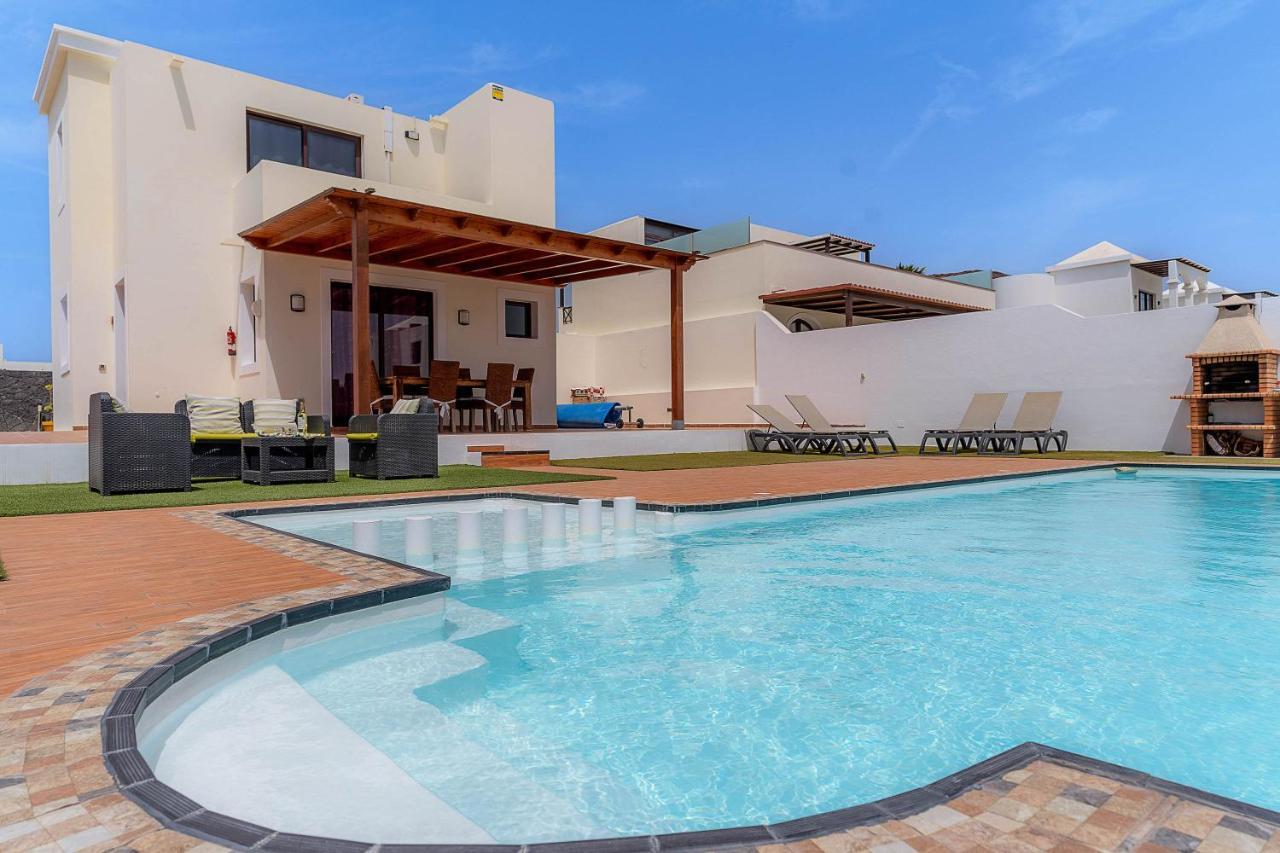 Vv Misy By Hh Villa Playa Blanca  Exterior photo