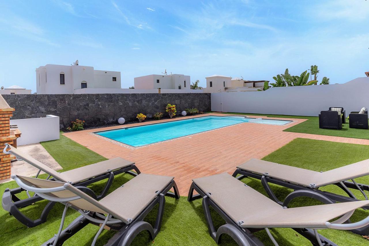 Vv Misy By Hh Villa Playa Blanca  Exterior photo